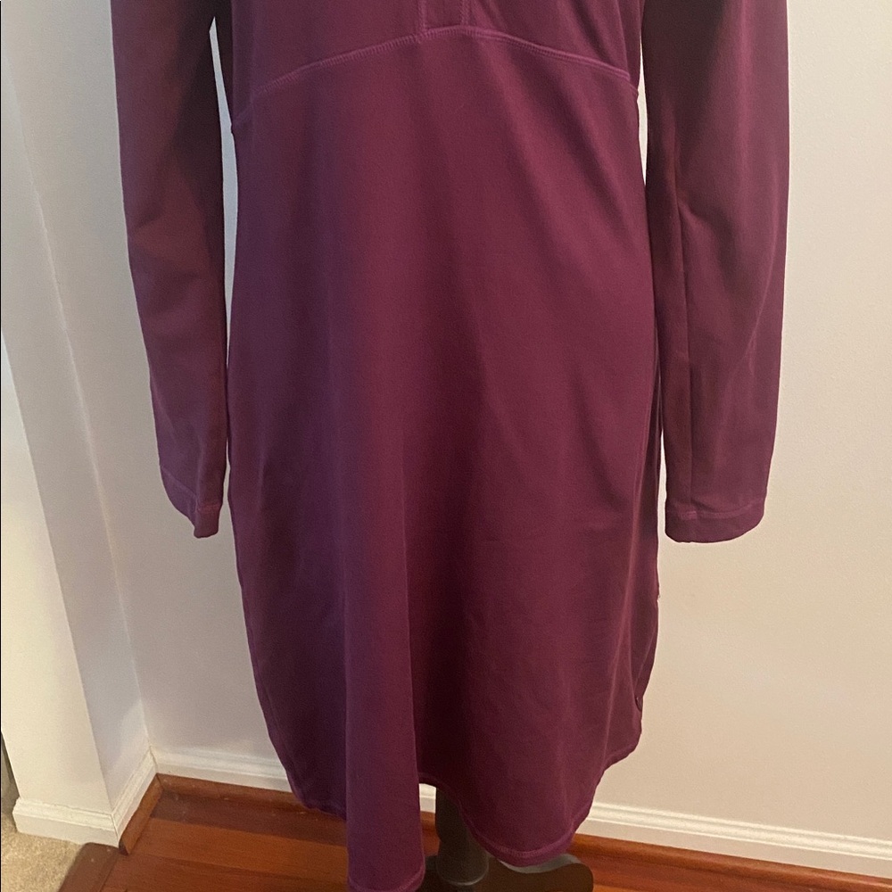 Title nine grape colored athletic dress with pocket super soft - Picture 3 of 9